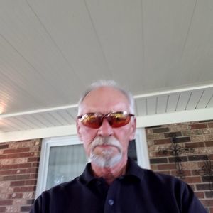 Meet your Posher, Raymond